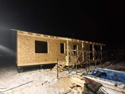 Строительство сип дома 8x10 зимой